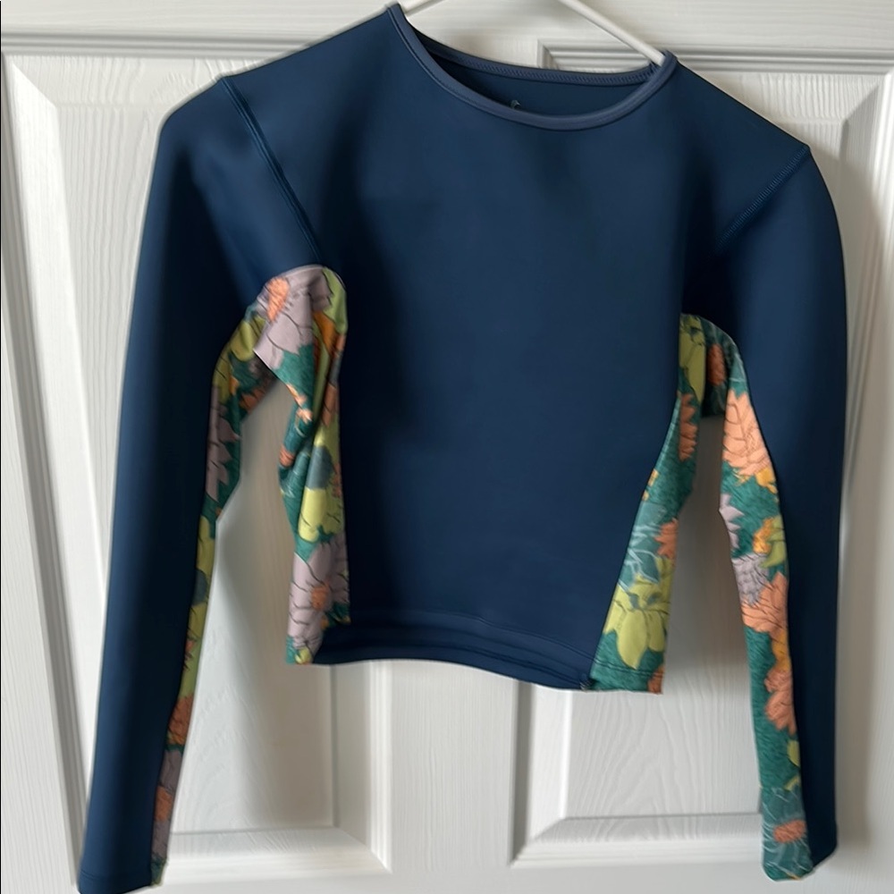 Seea Women Crop Rashguard